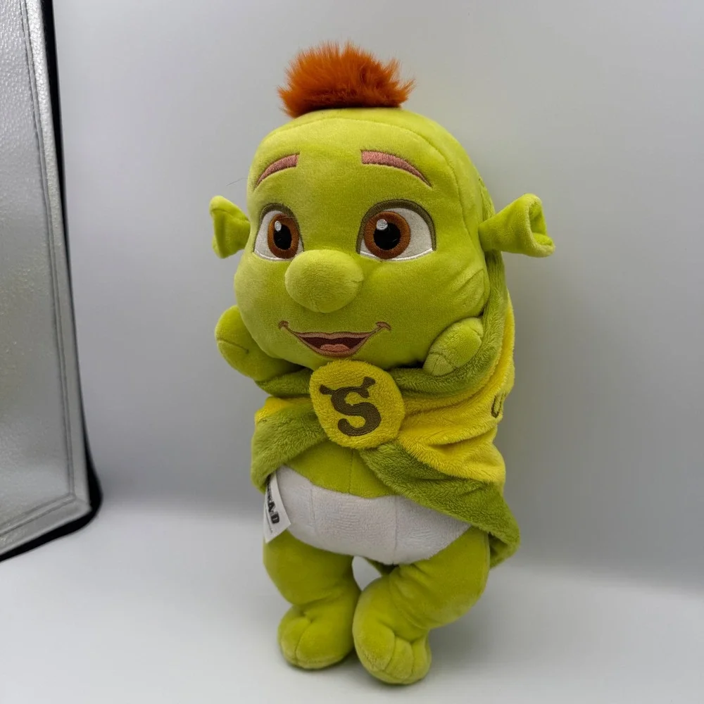 Baby Shrek In Blanket Universal Studios 15